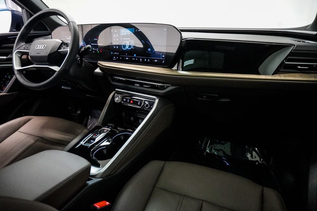 2025 Audi Q5 2.0T Premium Plus quattro