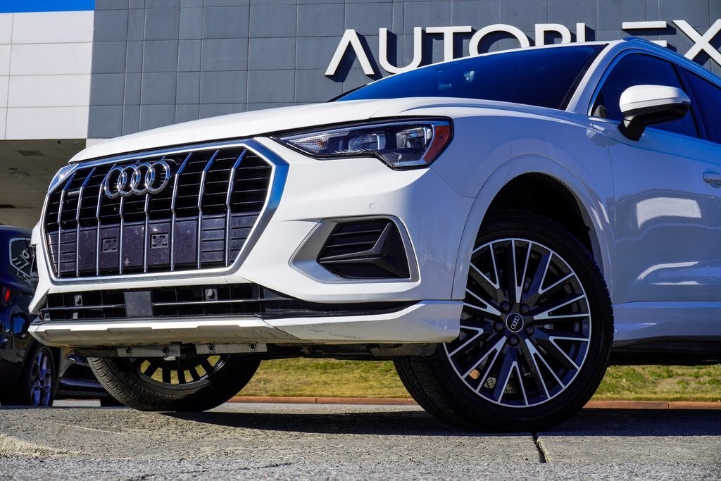 2022 Audi Q3 Premium quattro