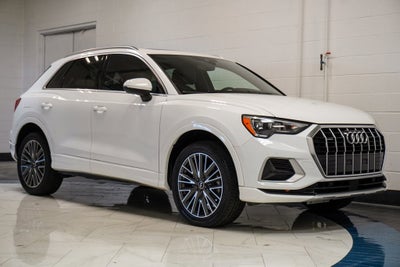 2022 Audi Q3 Premium quattro