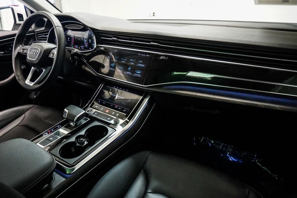 2022 Audi Q8 55 Premium quattro