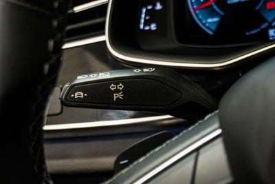 2022 Audi Q8 55 Premium quattro