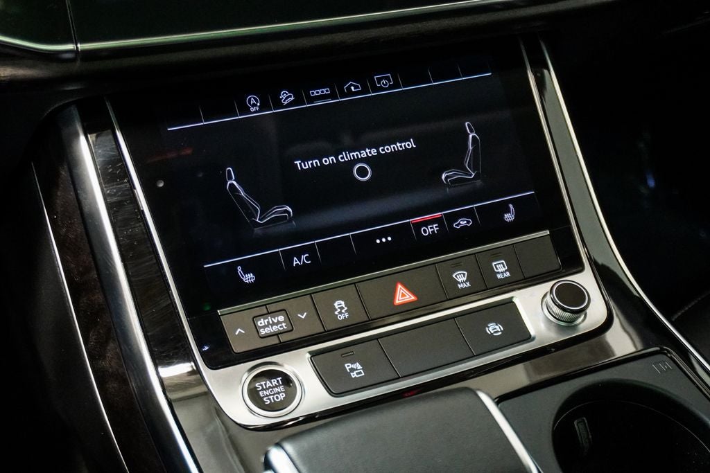 2022 Audi Q8 55 Premium quattro
