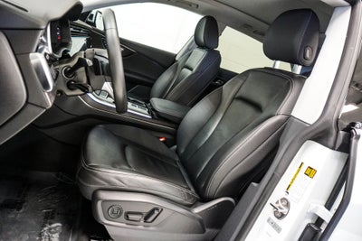 2022 Audi Q8 55 Premium quattro