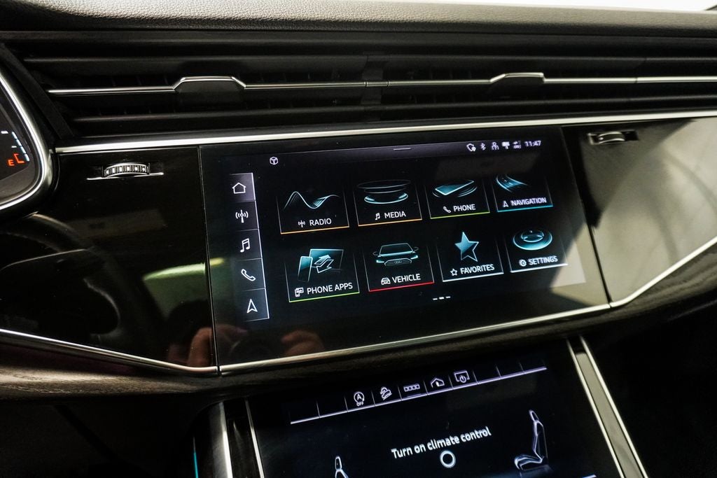 2021 Audi Q8 55 Premium Plus quattro