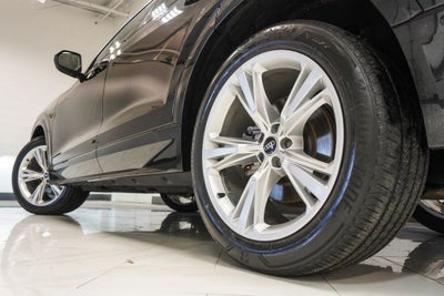2021 Audi Q8 55 Premium Plus quattro
