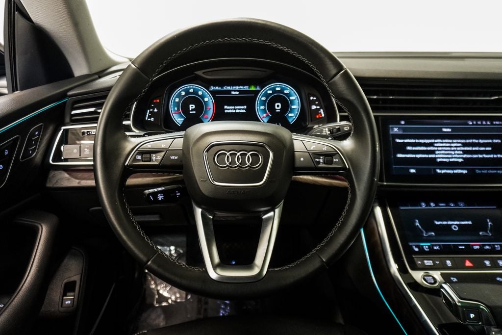 2022 Audi Q8 55 Premium Plus quattro