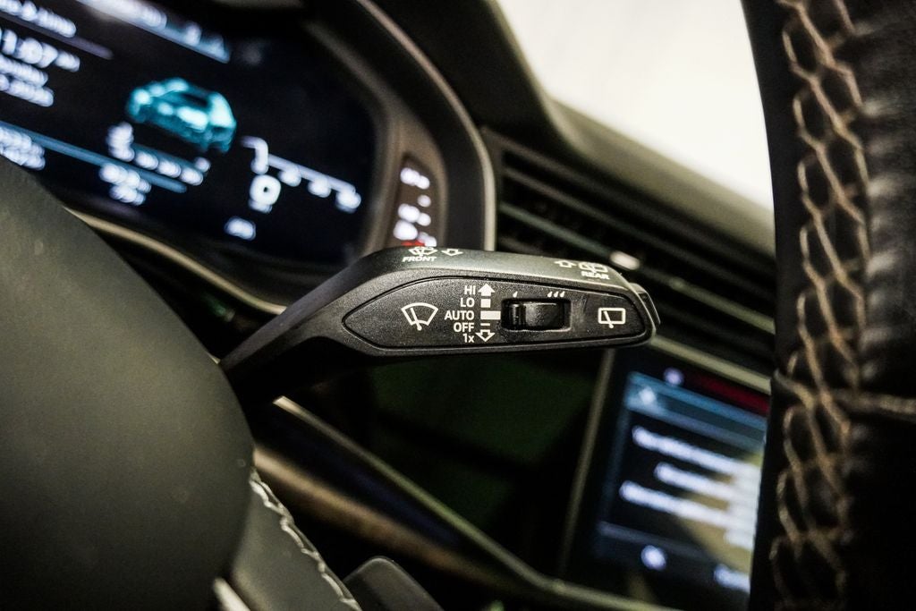 2021 Audi Q8 55 Premium Plus quattro