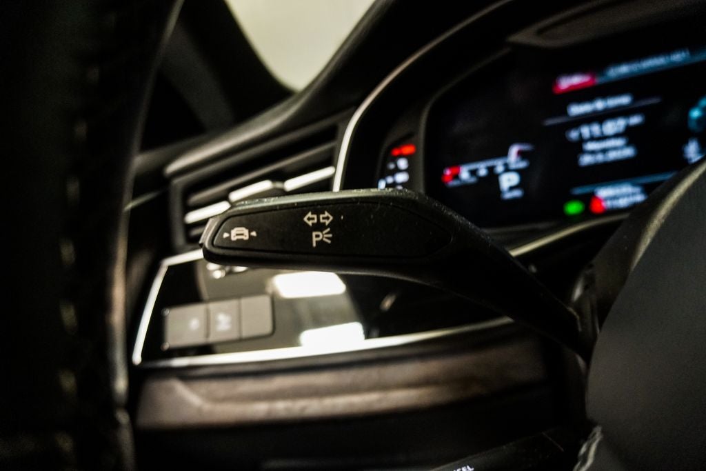 2021 Audi Q8 55 Premium Plus quattro