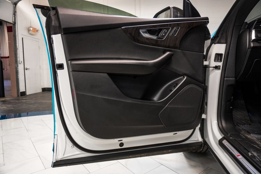2021 Audi Q8 55 Premium Plus quattro
