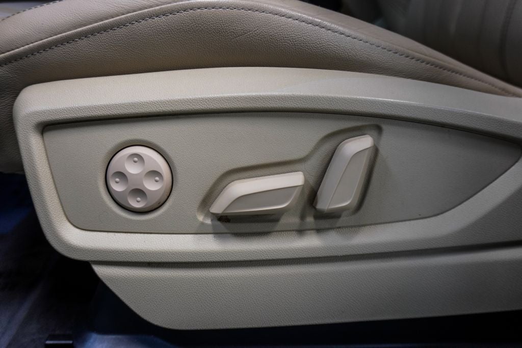 2024 Audi Q5 45 S line Premium quattro