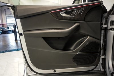 2021 Audi Q8 55 Premium Plus quattro