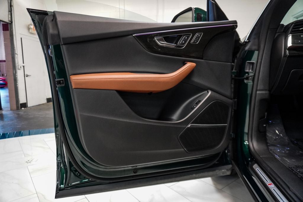 2023 Audi Q8 55 Premium Plus quattro