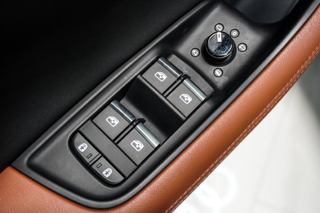 2023 Audi Q8 55 Premium Plus quattro