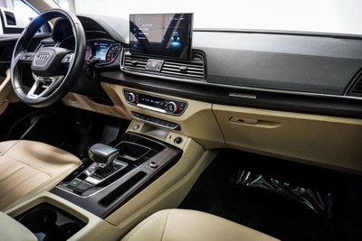2023 Audi Q5 45 S line Premium quattro