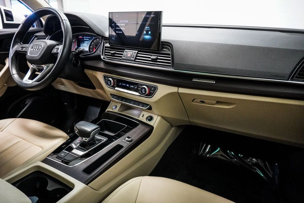 2023 Audi Q5 45 S line Premium quattro