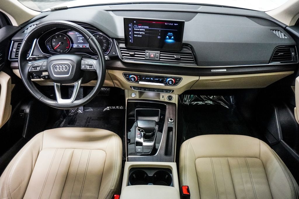 2023 Audi Q5 45 S line Premium quattro