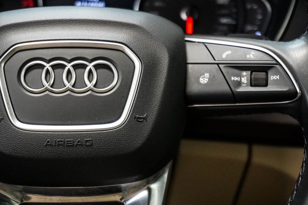 2023 Audi Q5 45 S line Premium quattro