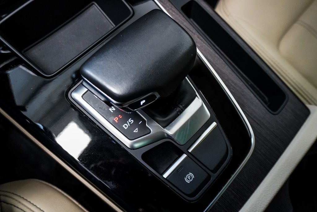 2023 Audi Q5 45 S line Premium quattro