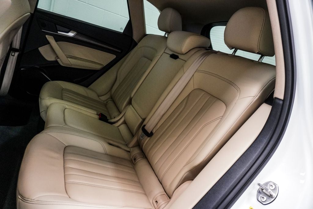 2023 Audi Q5 45 S line Premium quattro