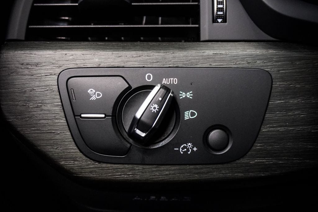 2024 Audi A4 45 S line Premium Plus quattro