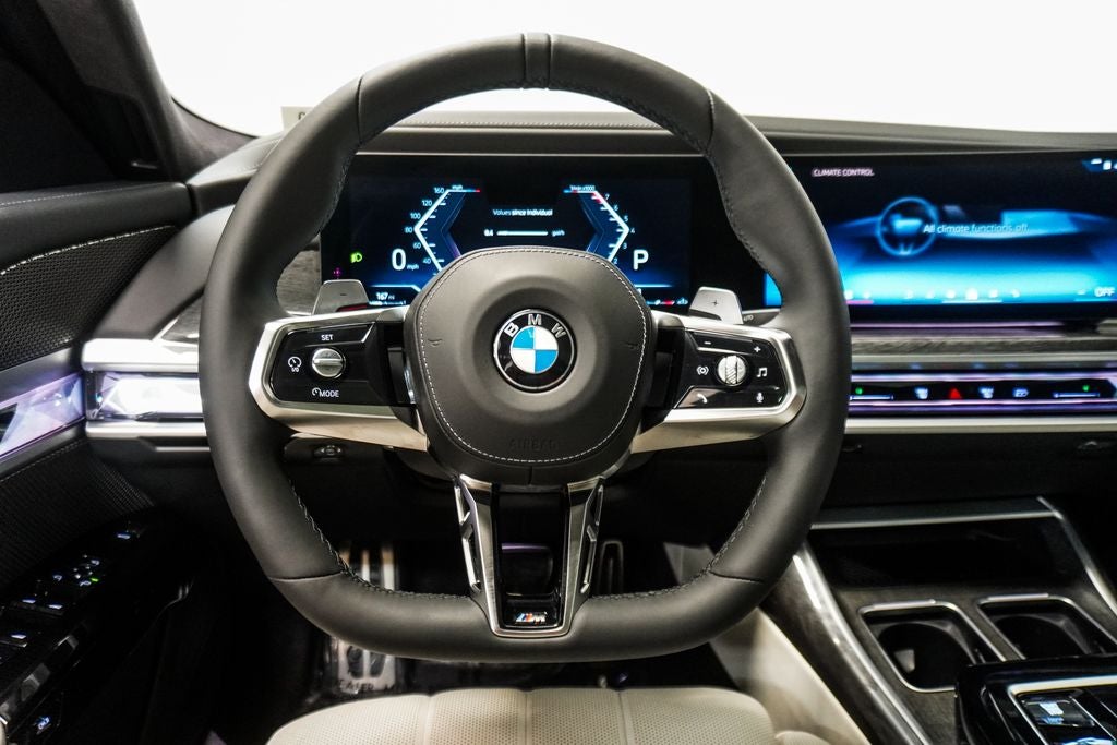 2023 BMW 7 Series 740i