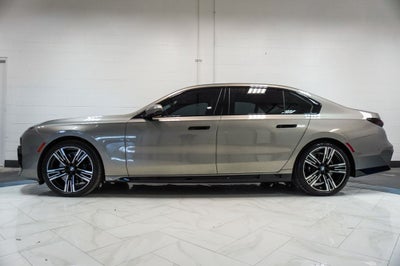2023 BMW 7 Series 740i