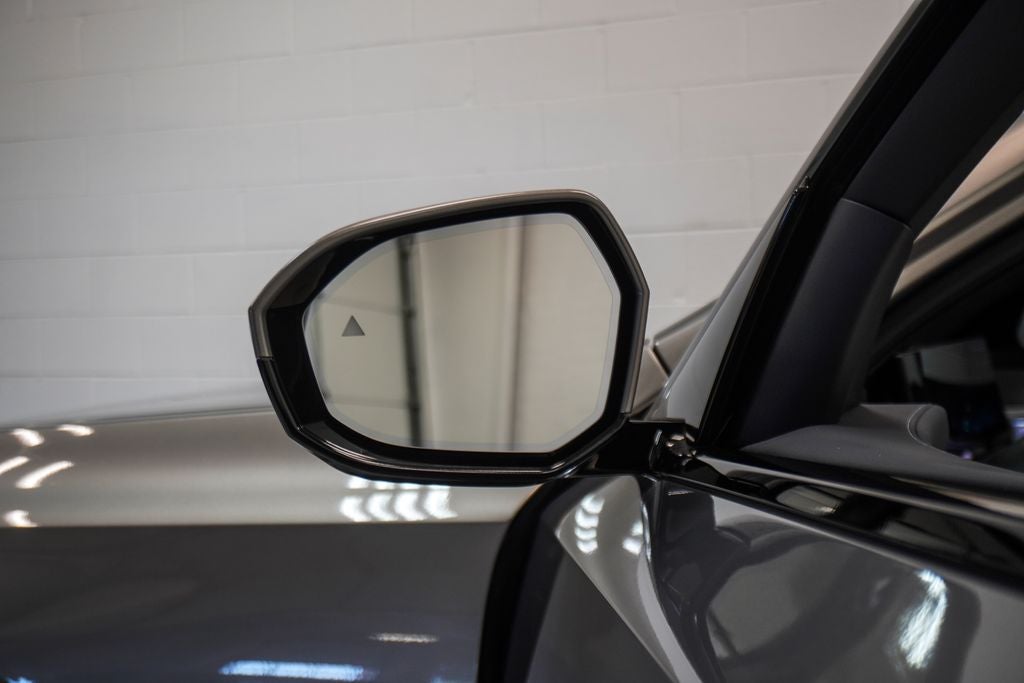 2023 BMW 7 Series 740i