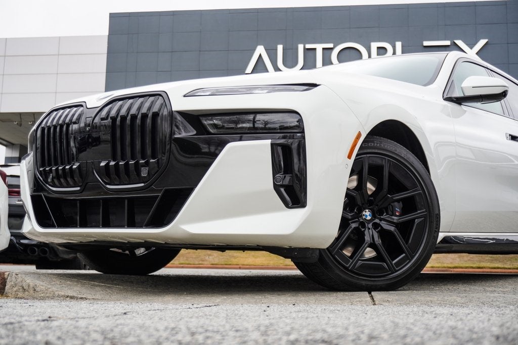 2023 BMW 7 Series 760i xDrive