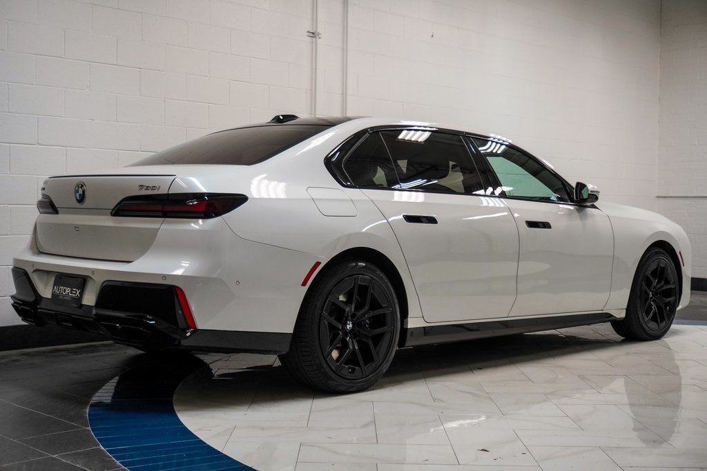 2023 BMW 7 Series 760i xDrive