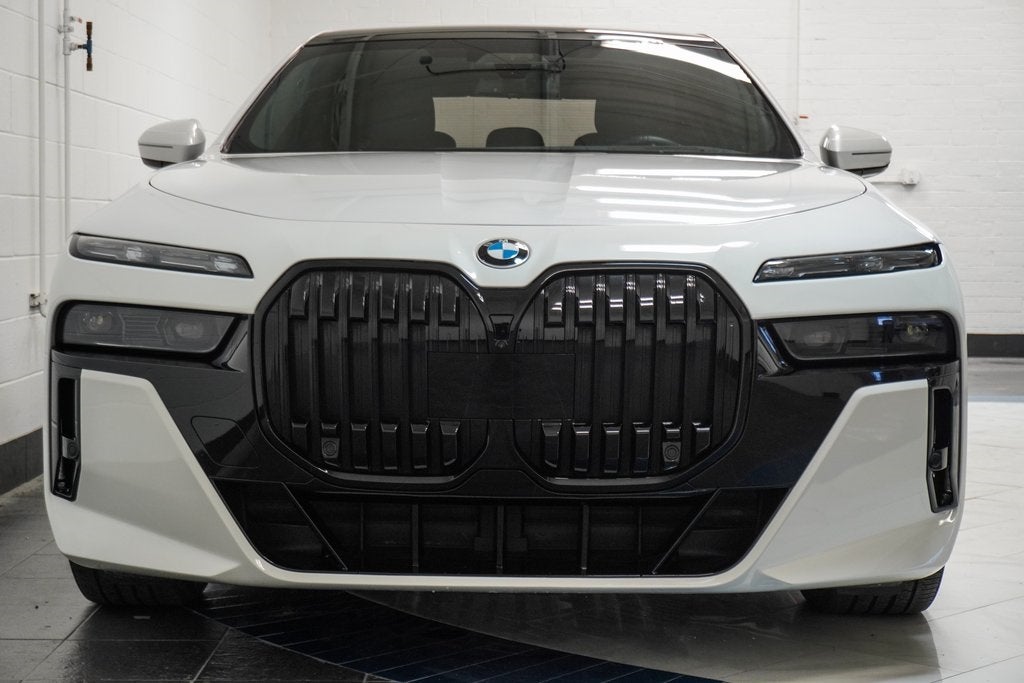 2023 BMW 7 Series 760i xDrive