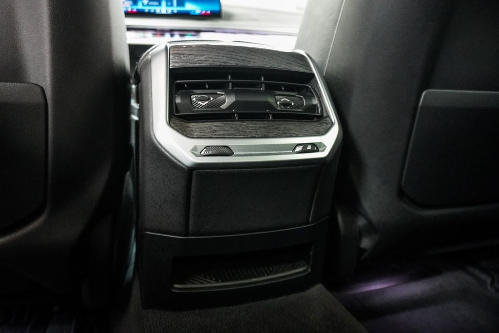 2023 BMW 7 Series 760i xDrive