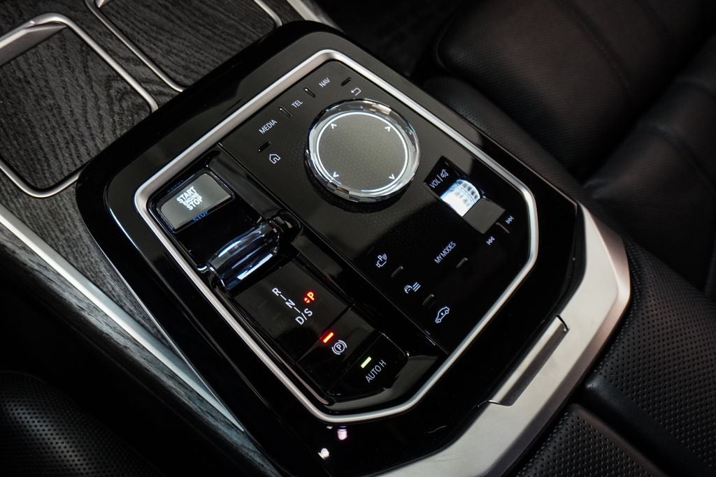 2023 BMW 7 Series 760i xDrive