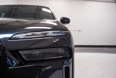 2023 BMW 7 Series 760i xDrive