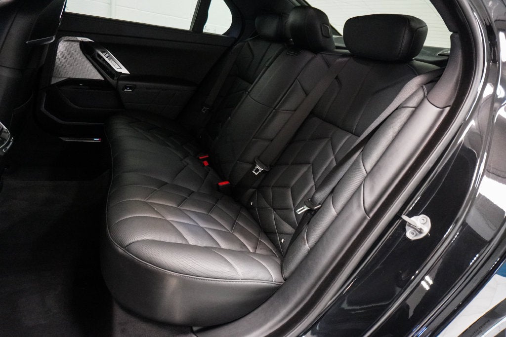 2023 BMW 7 Series 760i xDrive