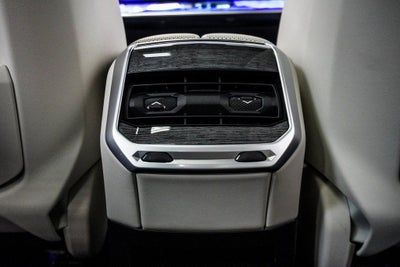 2023 BMW 7 Series 760i xDrive