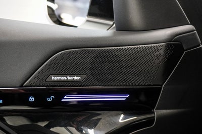 2025 BMW 5 Series 530i