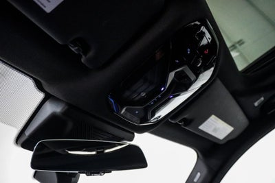 2025 BMW 5 Series 530i