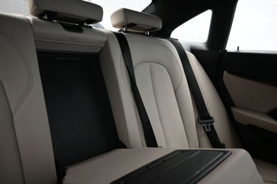 2022 BMW 2 Series 228i