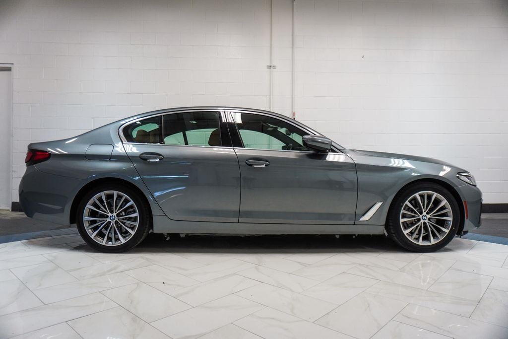 2023 BMW 5 Series 530i