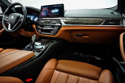 2021 BMW 5 Series 530i