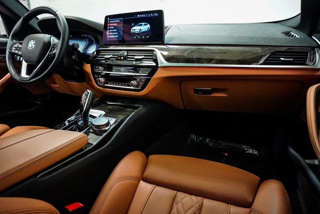 2021 BMW 5 Series 530i