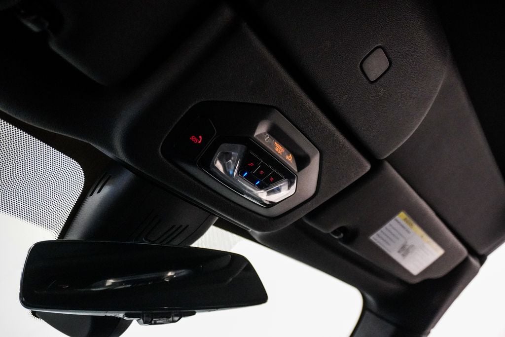 2022 BMW M8 Competition