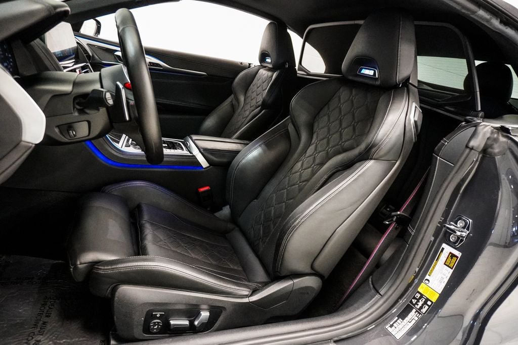 2022 BMW M8 Competition