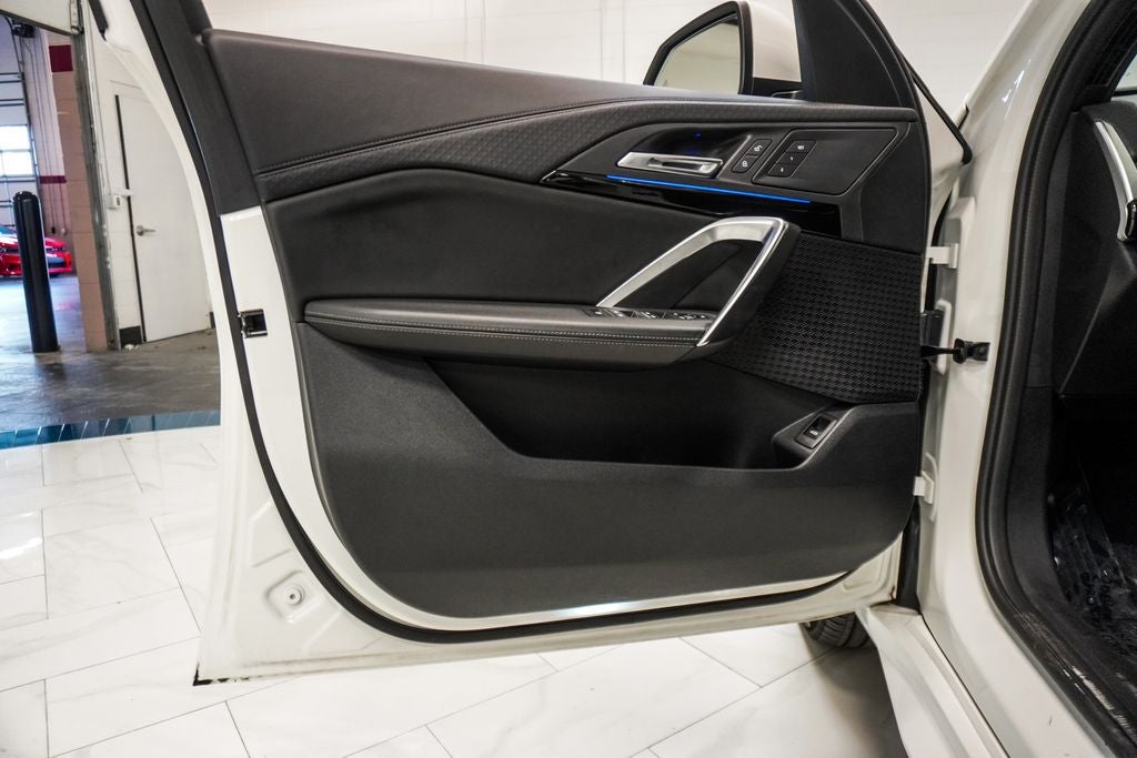 2025 BMW X2 xDrive28i