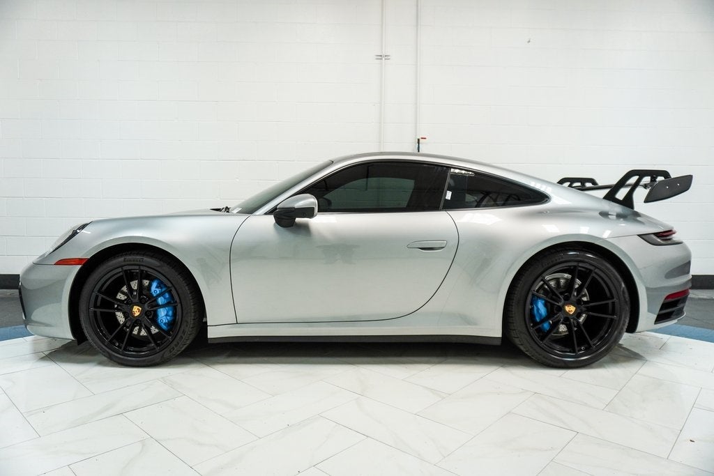 2024 Porsche 911 Carrera