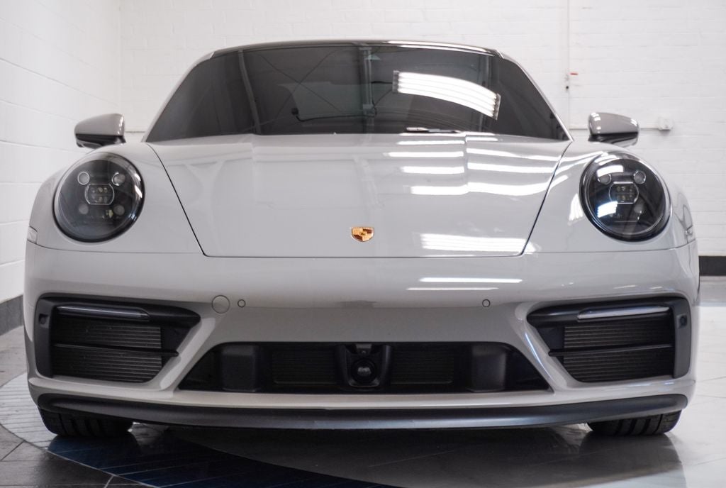 2024 Porsche 911 Carrera 4 GTS