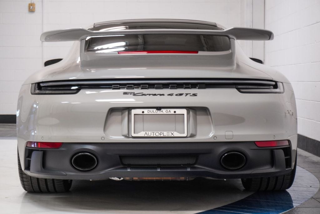 2024 Porsche 911 Carrera 4 GTS