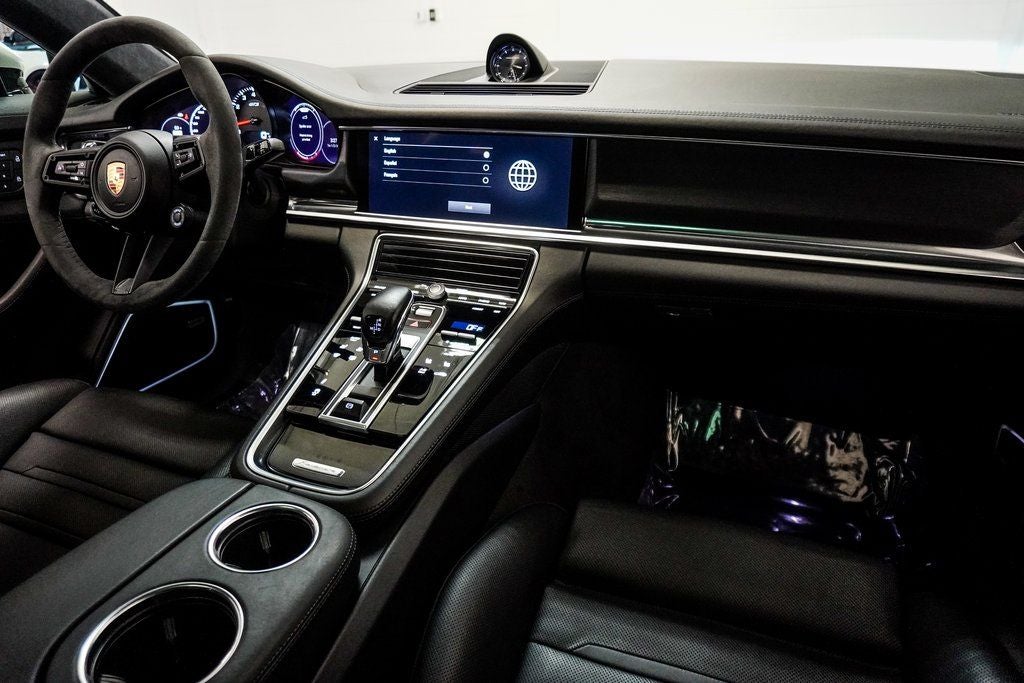 2022 Porsche Panamera GTS