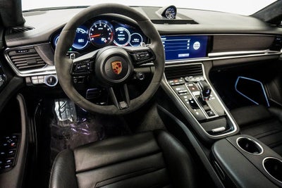 2022 Porsche Panamera GTS