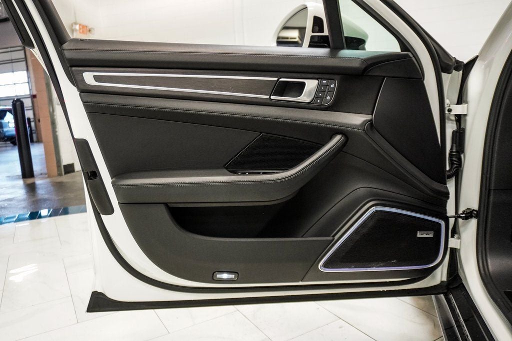 2022 Porsche Panamera GTS